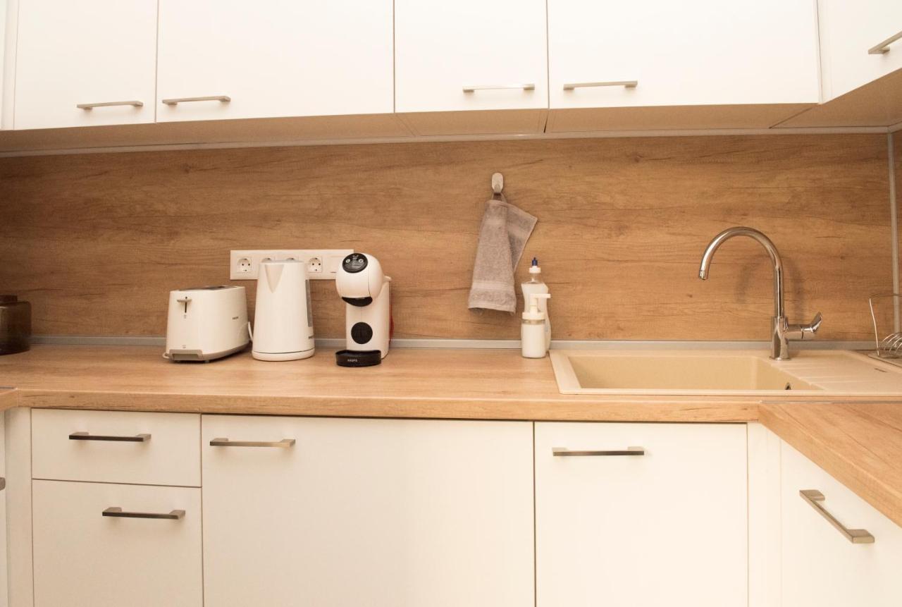Top Center Designer Studio Apartment صوفيا المظهر الخارجي الصورة