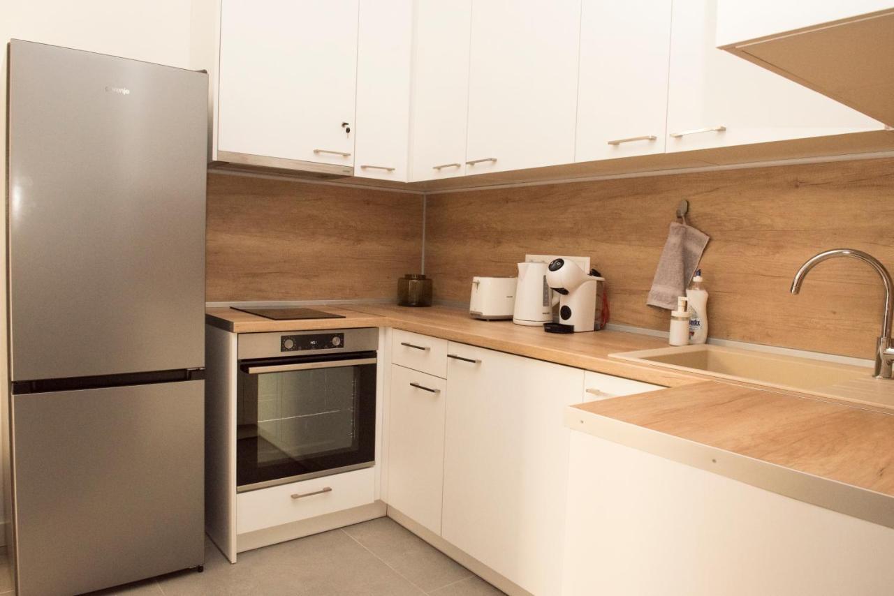 Top Center Designer Studio Apartment صوفيا المظهر الخارجي الصورة