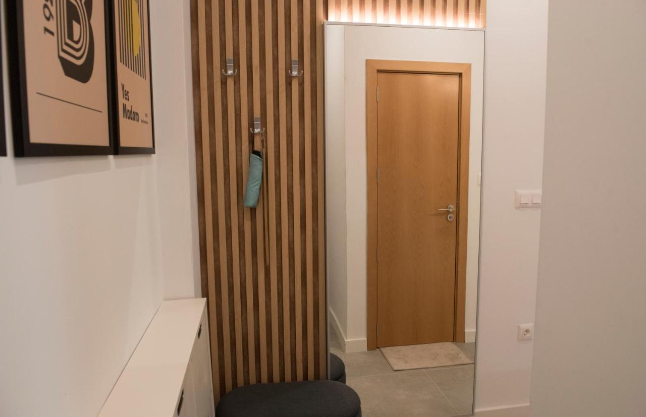 Top Center Designer Studio Apartment صوفيا المظهر الخارجي الصورة